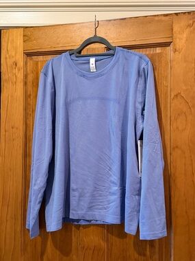 lululemon athletica Women's Long Sleeve Crew - Light Blue Striped